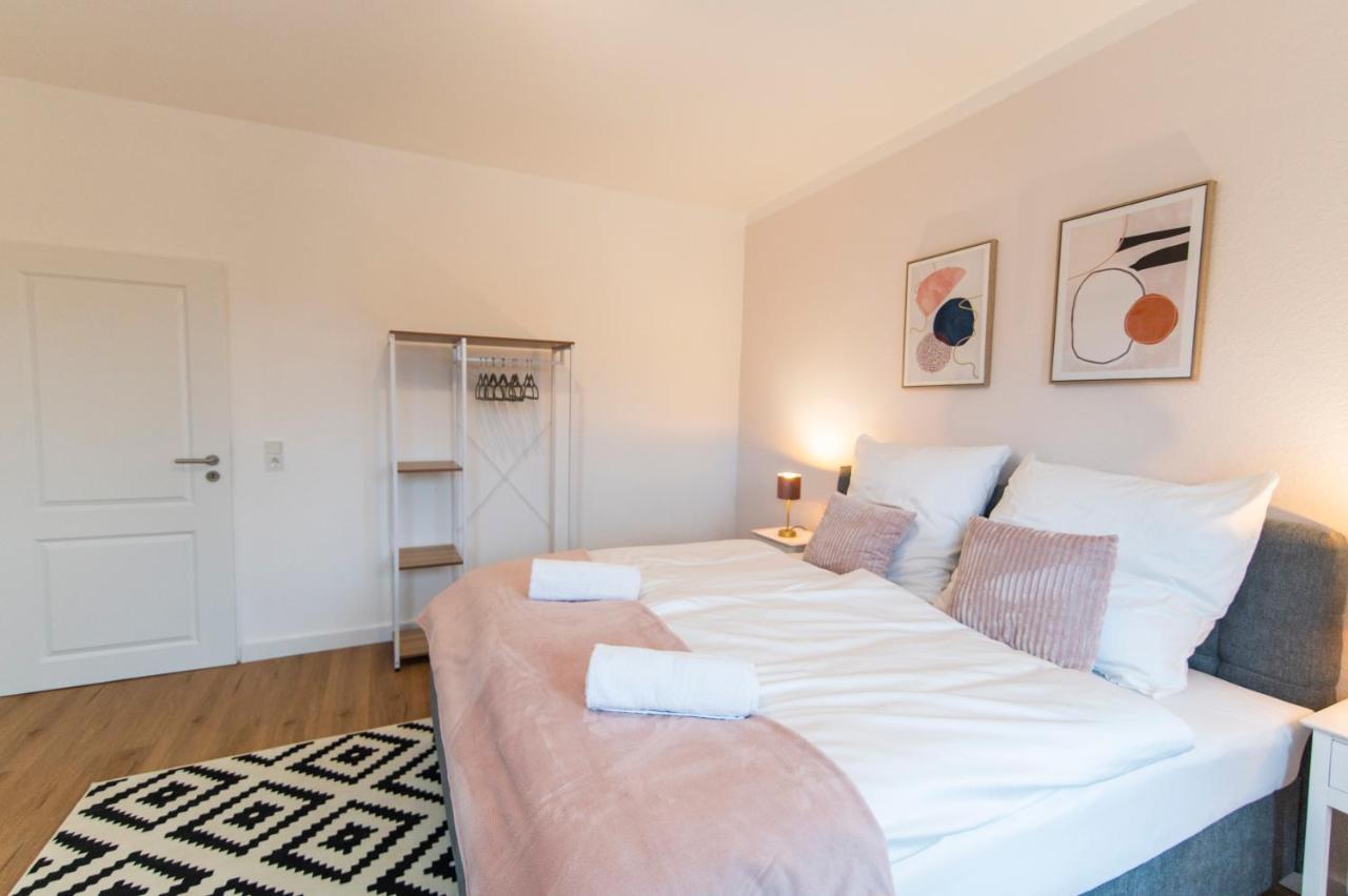 Peter Apartments - Wohnung 90Qm, 3 Schlafzimmer, Kueche, Wohnzimmer, Balkon, Netflix Fulda Exterior foto